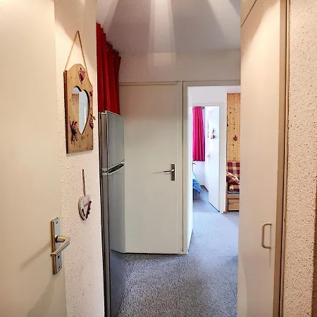 Les Menuires: 3 Pieces, 6 Pers, Animaux Admis Apartment